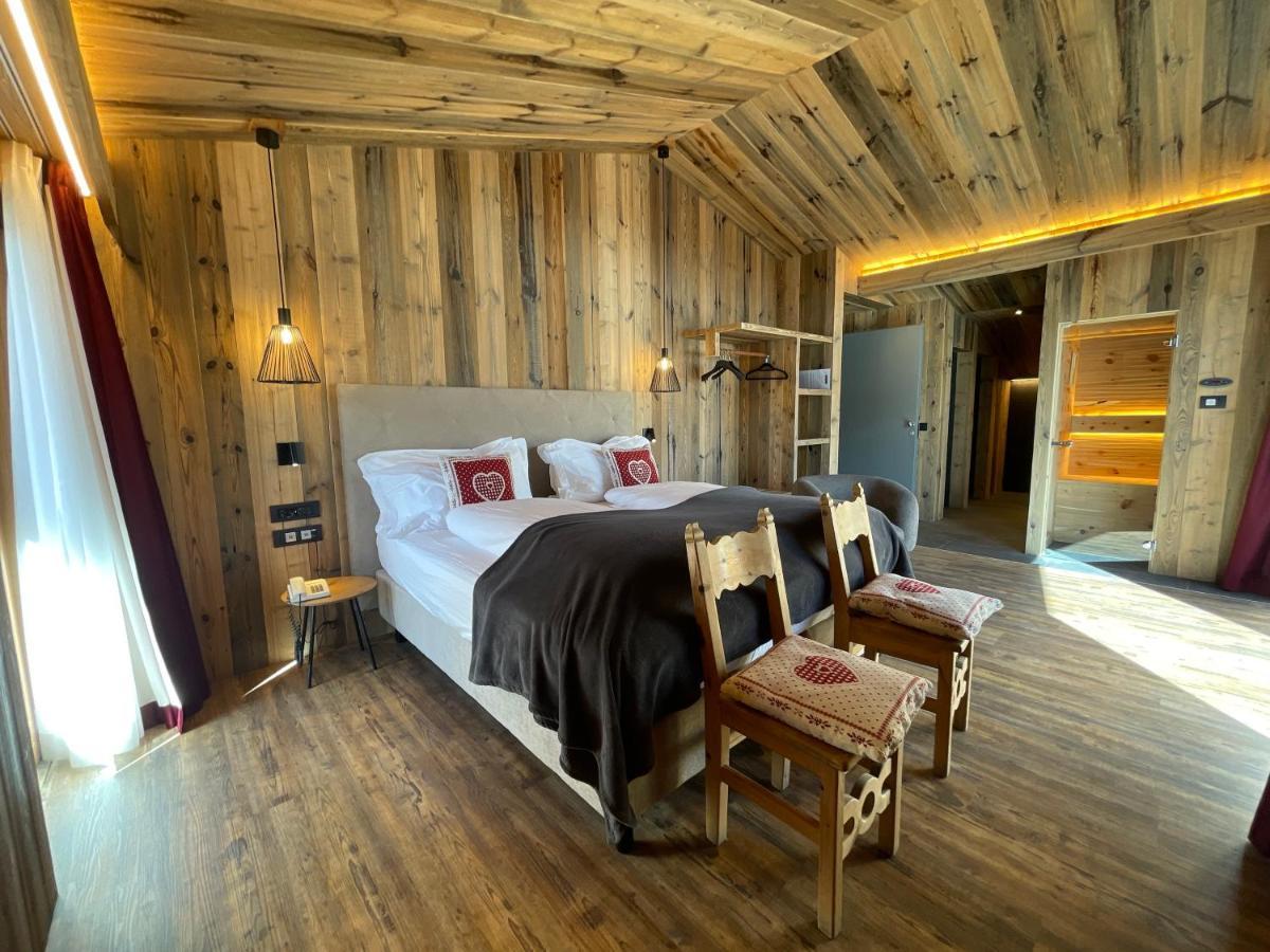 Hotel Piccolo Tibet Livigno Eksteriør bilde