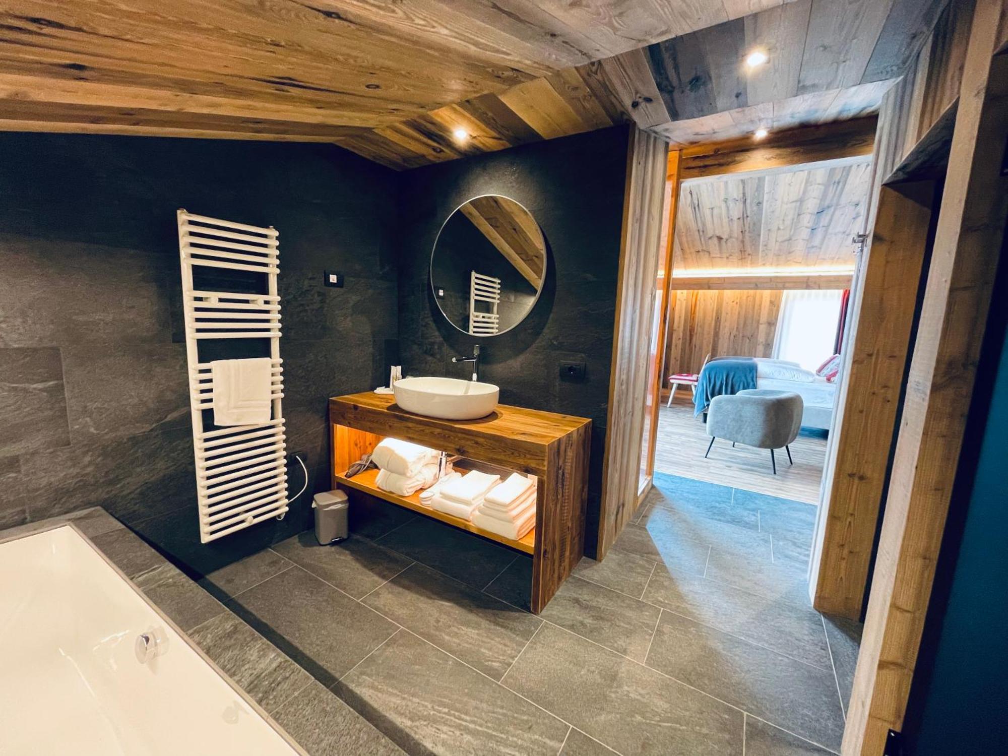 Hotel Piccolo Tibet Livigno Rom bilde