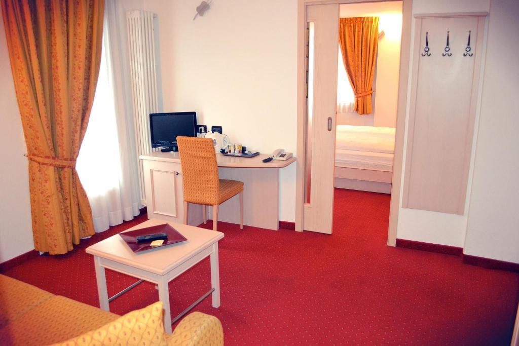 Hotel Piccolo Tibet Livigno Rom bilde