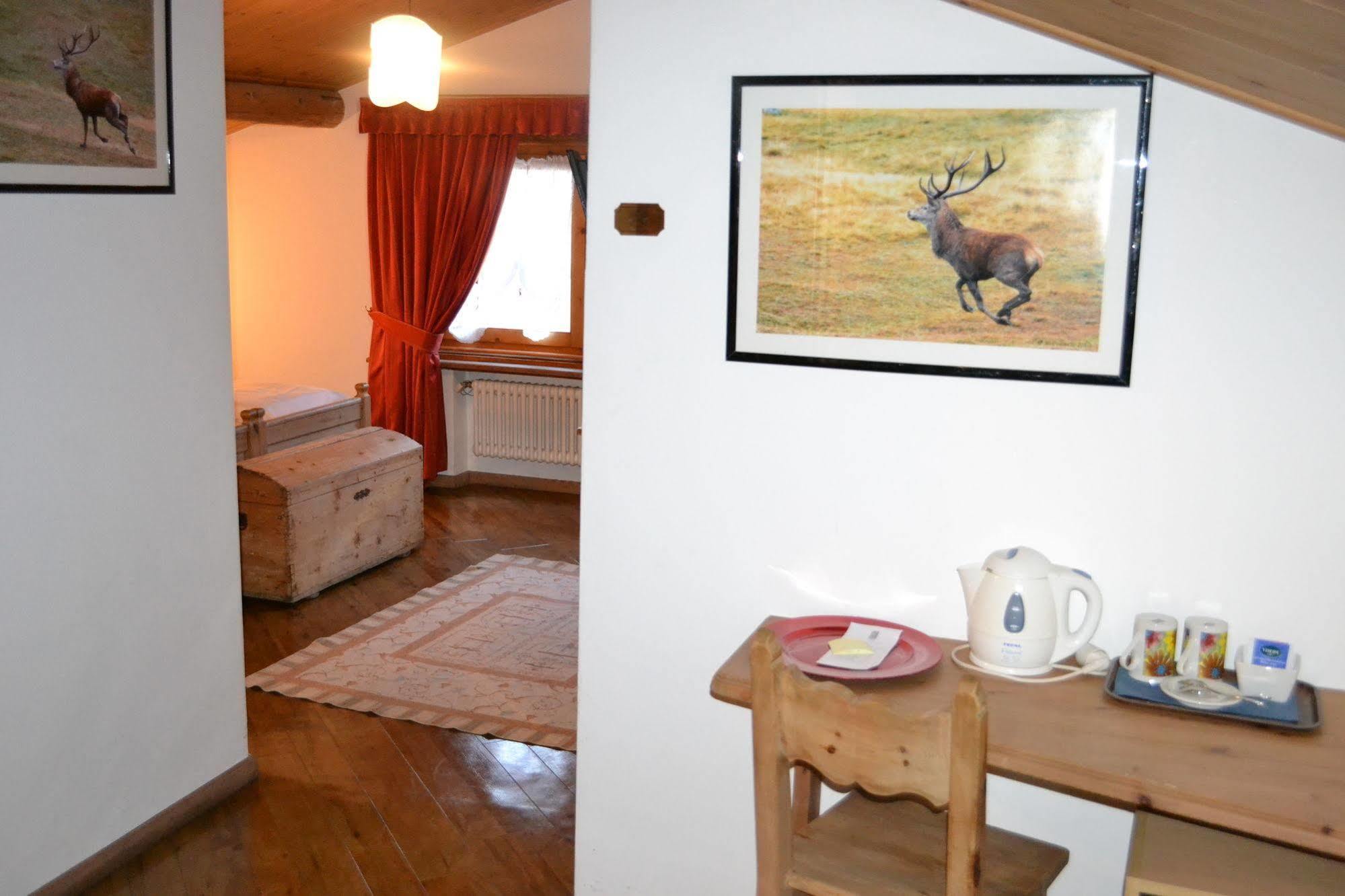 Hotel Piccolo Tibet Livigno Eksteriør bilde