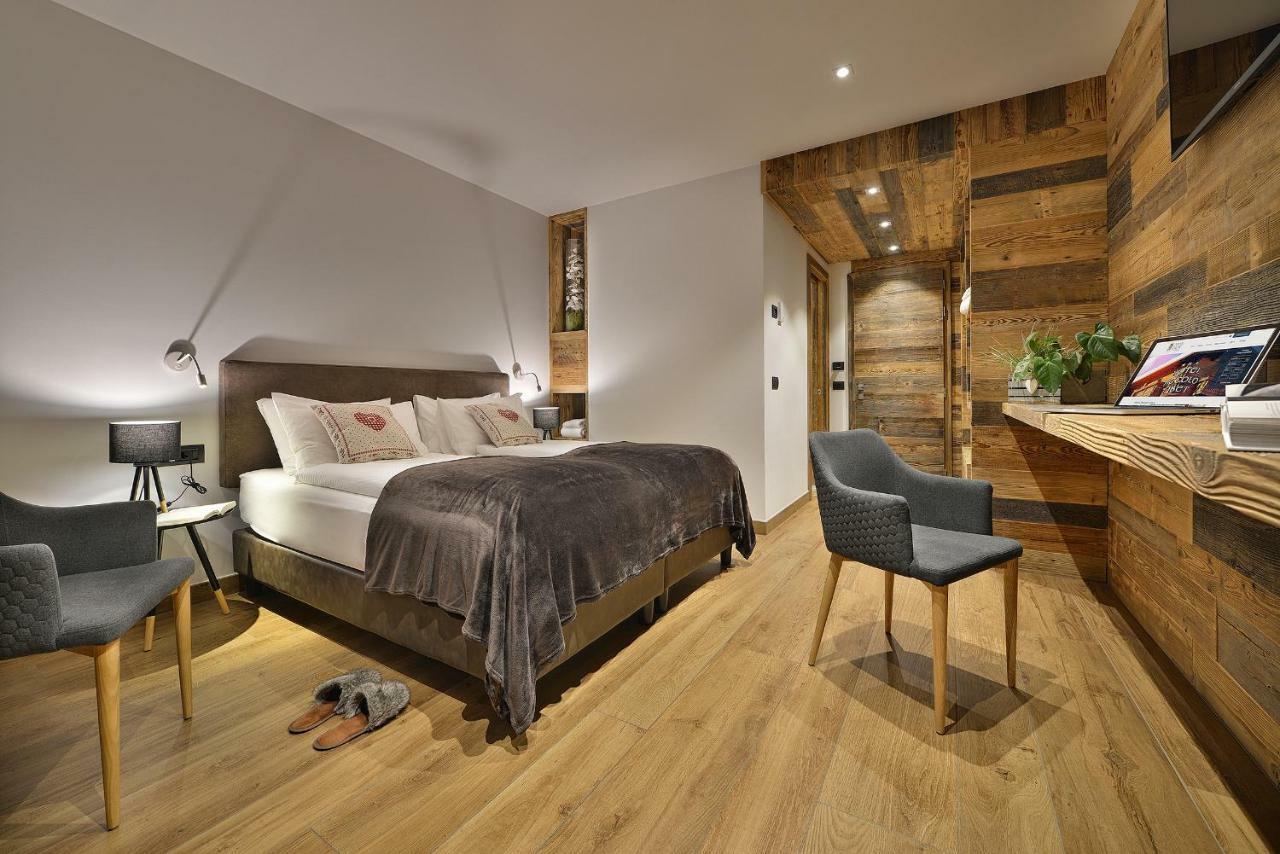 Hotel Piccolo Tibet Livigno Eksteriør bilde
